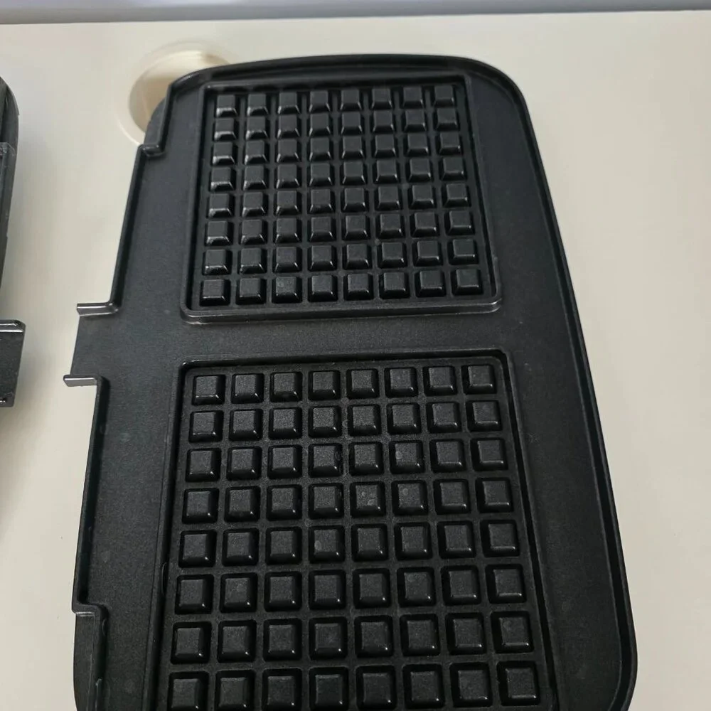 Pampered Chef Deluxe Electric Grill Waffle Plates